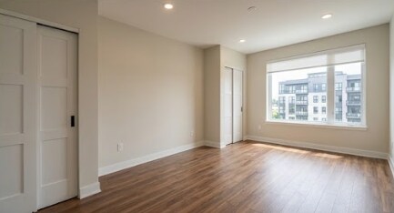 Foto del edificio - 250 E Arapaho Rd