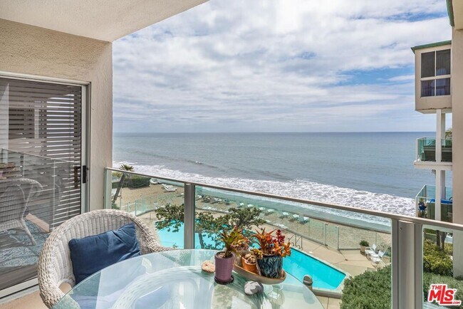 Foto del edificio - 22548 E Pacific Coast Hwy