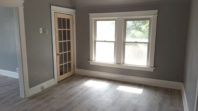 Foto del edificio - 3268 W 86th St