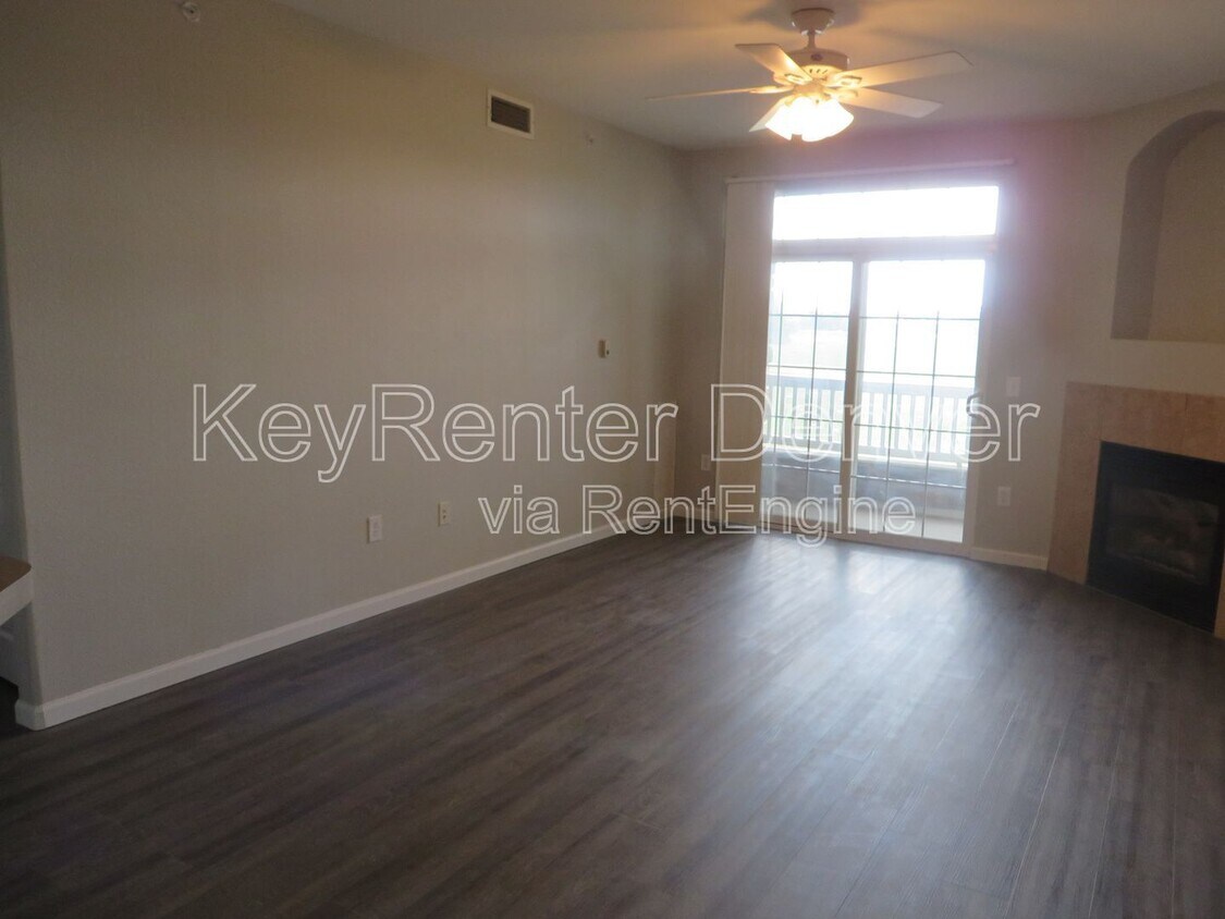 Foto principal - 7440 S Blackhawk St