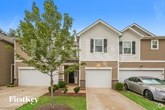 Building Photo - 2029 Cypress Village Dr NW
