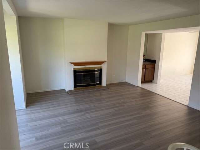 Building Photo - 1161 S Paula Dr