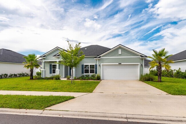 Foto del edificio - Beautiful Lakeside Retreat in Fernandina B...