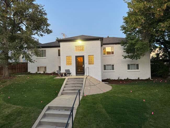 Building Photo - 22 Jackson St