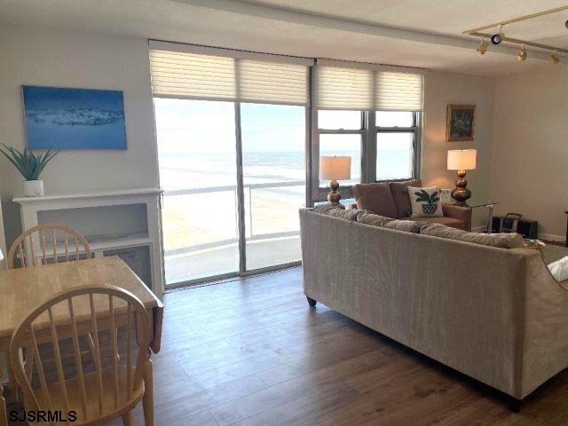 Foto del edificio - 4800 Boardwalk