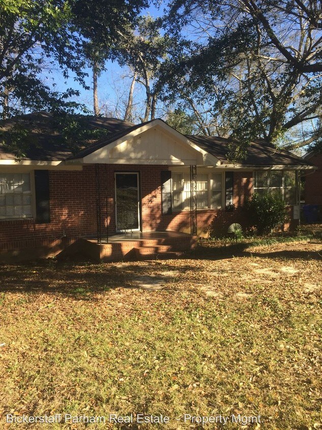 Foto principal - 3 br, 1 bath House - 5360 Rodgers Drive