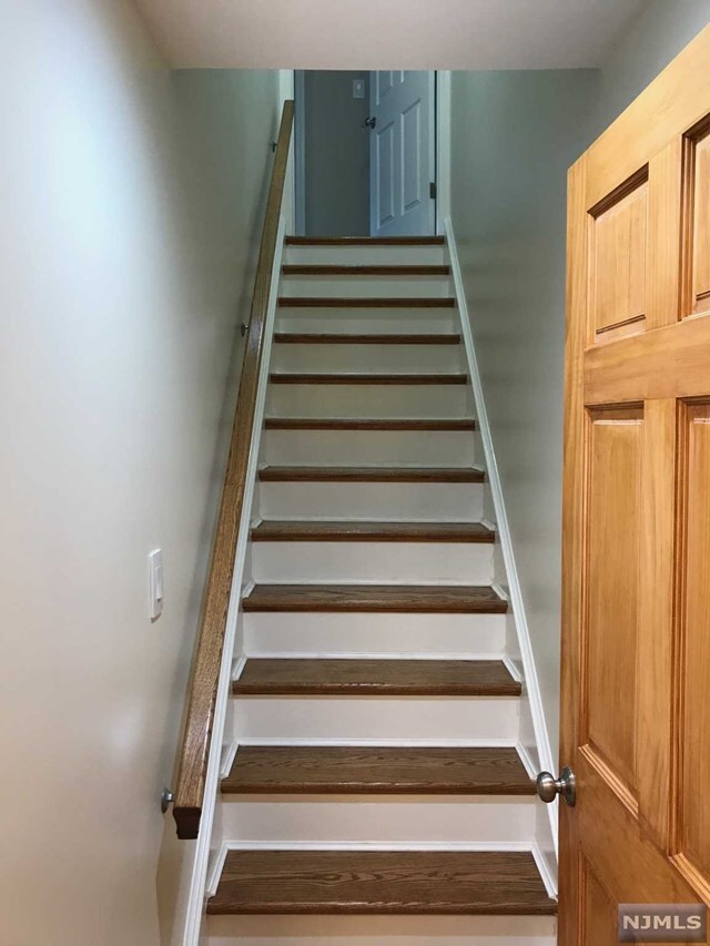 Foto del edificio - 171 Delafield Ave