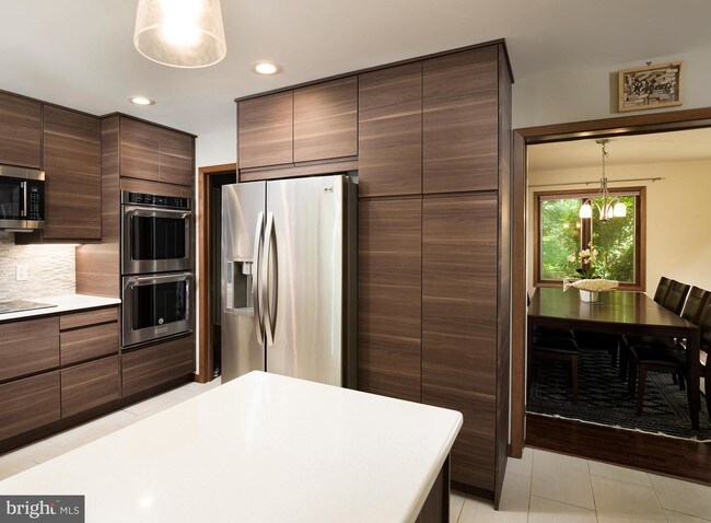 Foto del edificio - 218 Pheasant Run Dr