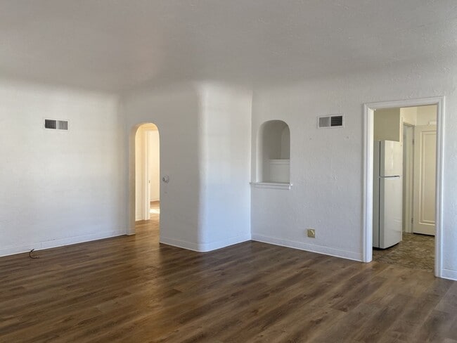 Foto del edificio - 2 Bed / 2 Bath Home - Close to UNC