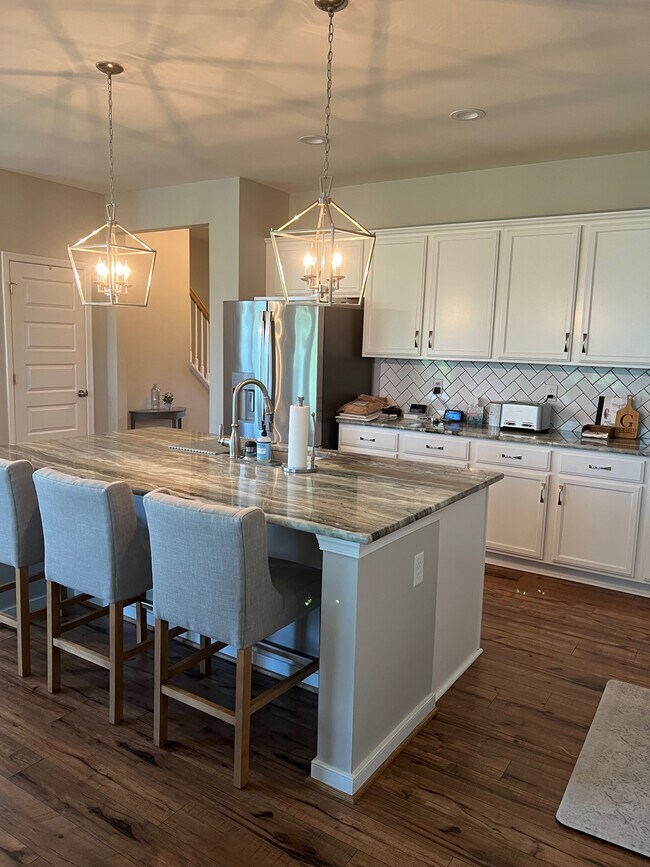 Foto del edificio - 7225 Desert Candle Dr