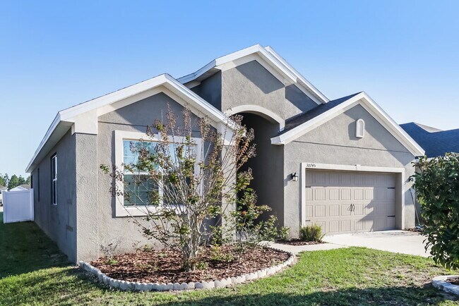 Building Photo - 30745 Water Lily Dr