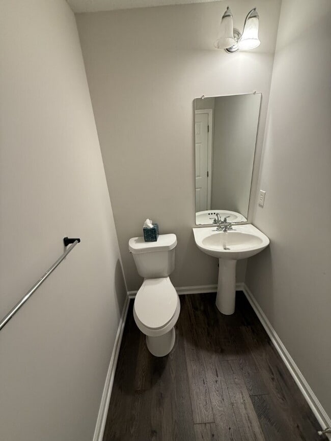 Foto del edificio - Spacious 3 bed 3 bath home in Union City