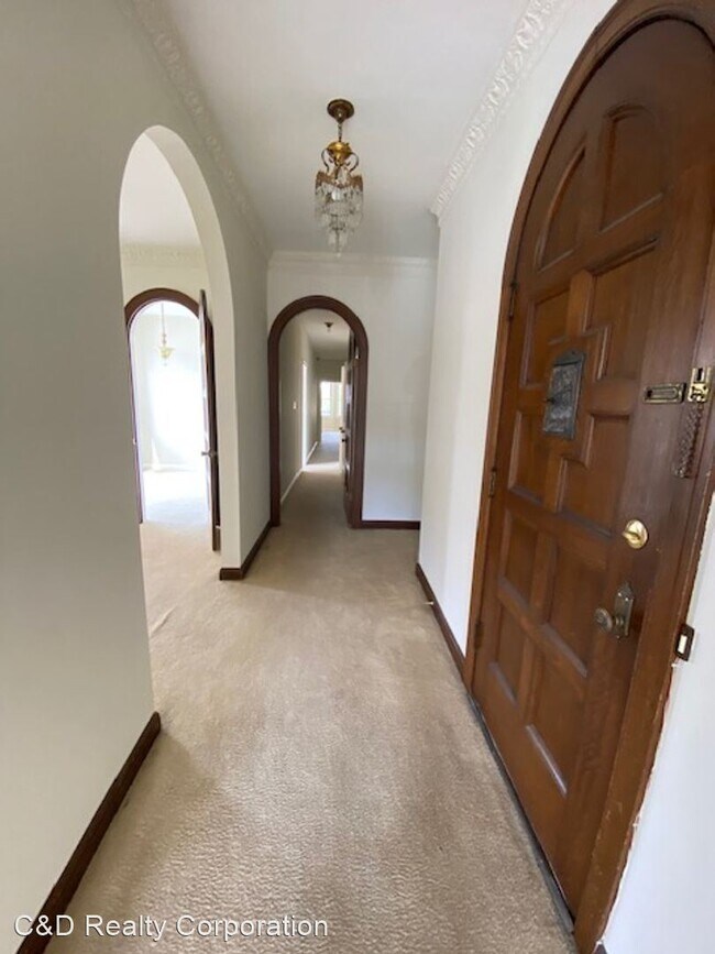 Building Photo - 2 br, 1.5 bath House - 1782 Lombard Street
