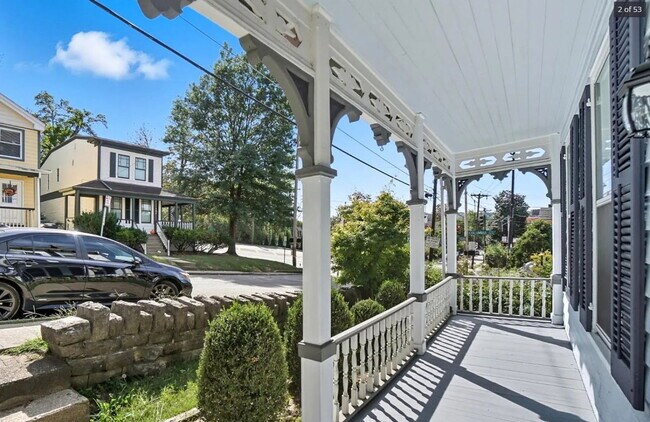 Foto del edificio - 407 Tusculum Ave