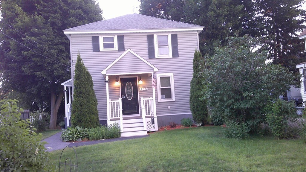 Primary Photo - 105 Flagg St