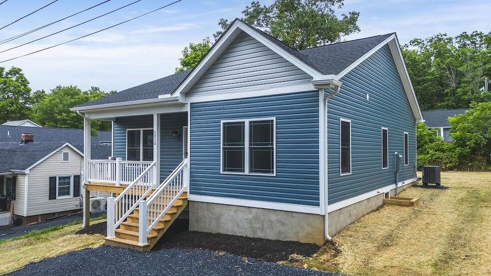 Foto principal - 1025 Frye St