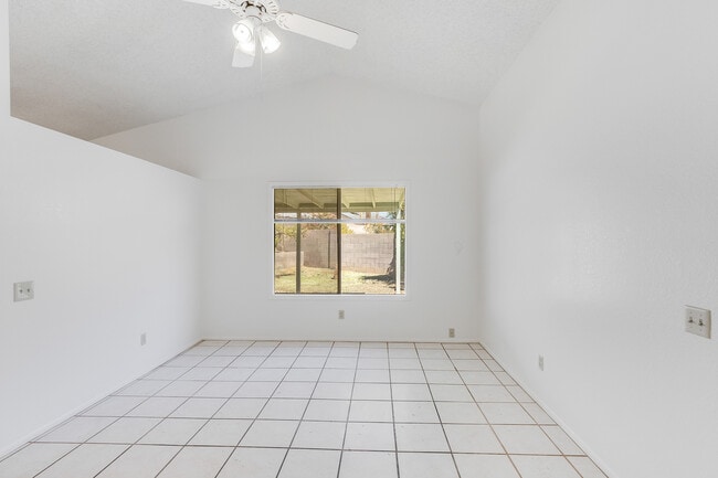 Building Photo - 16216 N 16th Pl