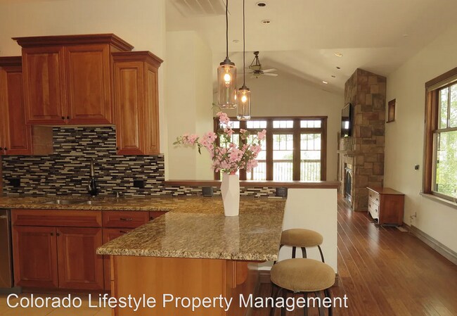 Building Photo - 4 br, 2.5 bath House - 410 Jenkins Ranch Road