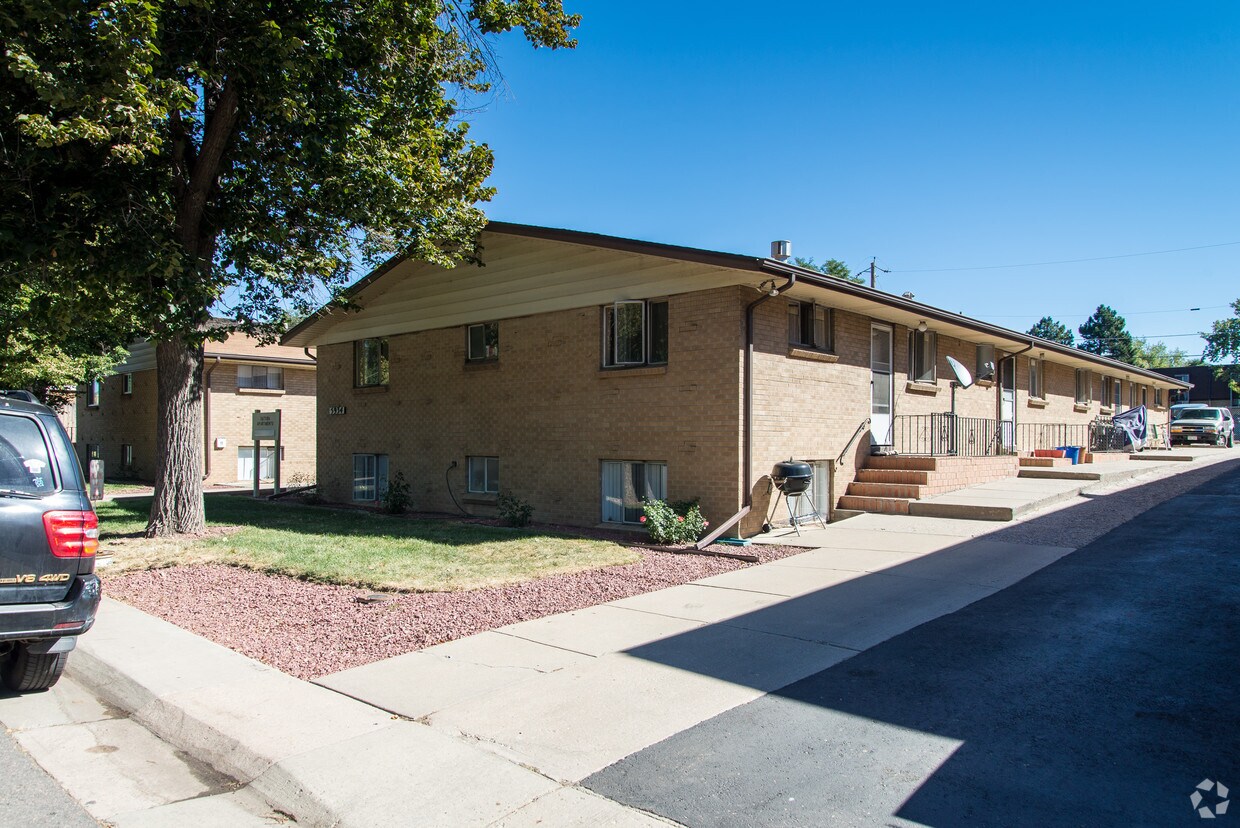 Primary Photo - 5934 S Datura St
