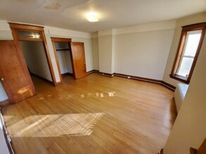 Building Photo - 1518 1/2 Jefferson St