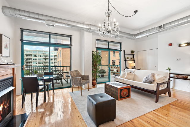Foto del edificio - 910 W Madison St