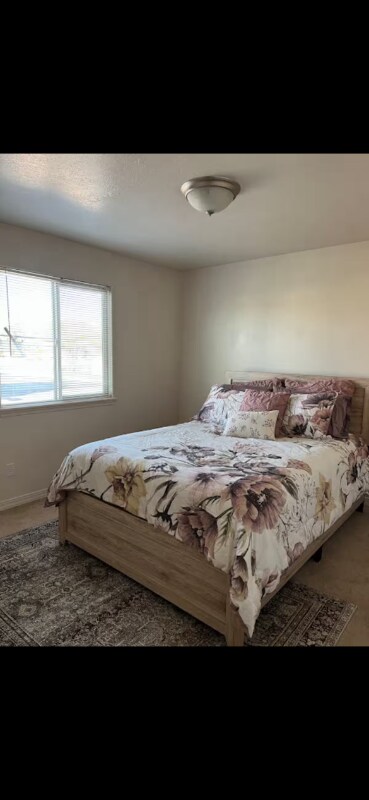 Foto del edificio - 1602 N Stevens Dr