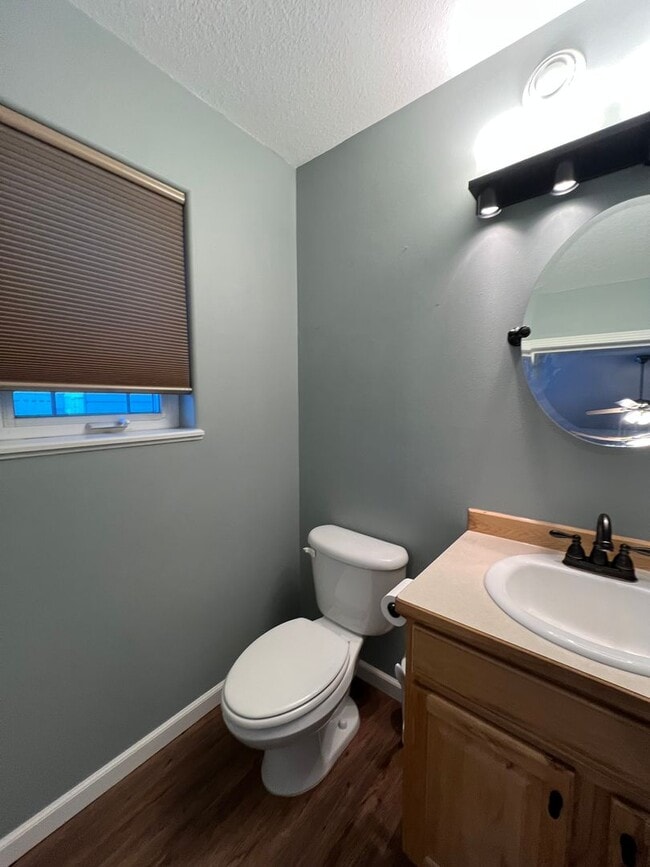 Building Photo - 4 bedroom home in Doyon Estates