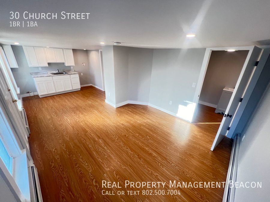 Foto principal - 1 BR/1 BA $1375 includes heat and hot water