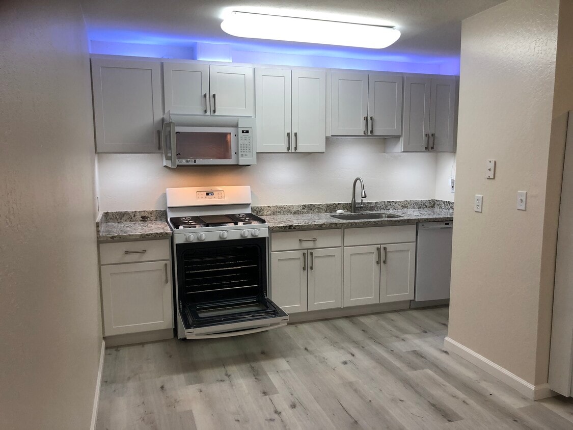 1009 Murrieta Blvd Unit 87, Livermore, CA 94550 Condo for Rent in