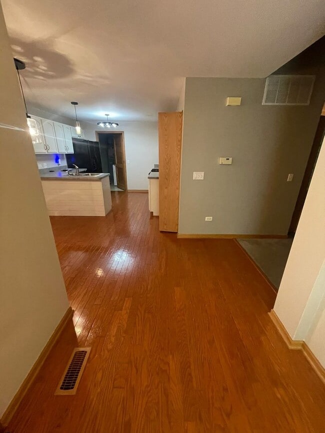 Foto del edificio - 2424 Wilton Ln