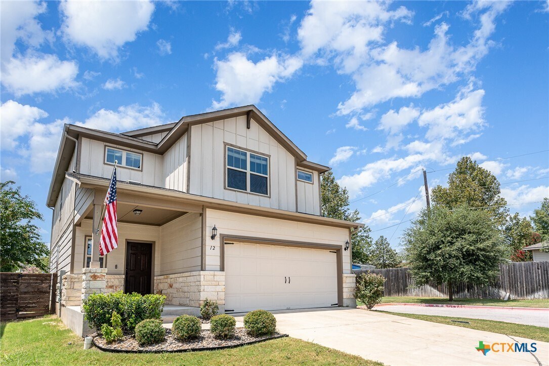 Foto principal - 2601 Chandler Creek Blvd