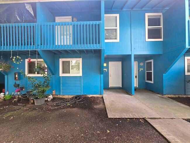 Building Photo - 3161 N Shore Dr SE