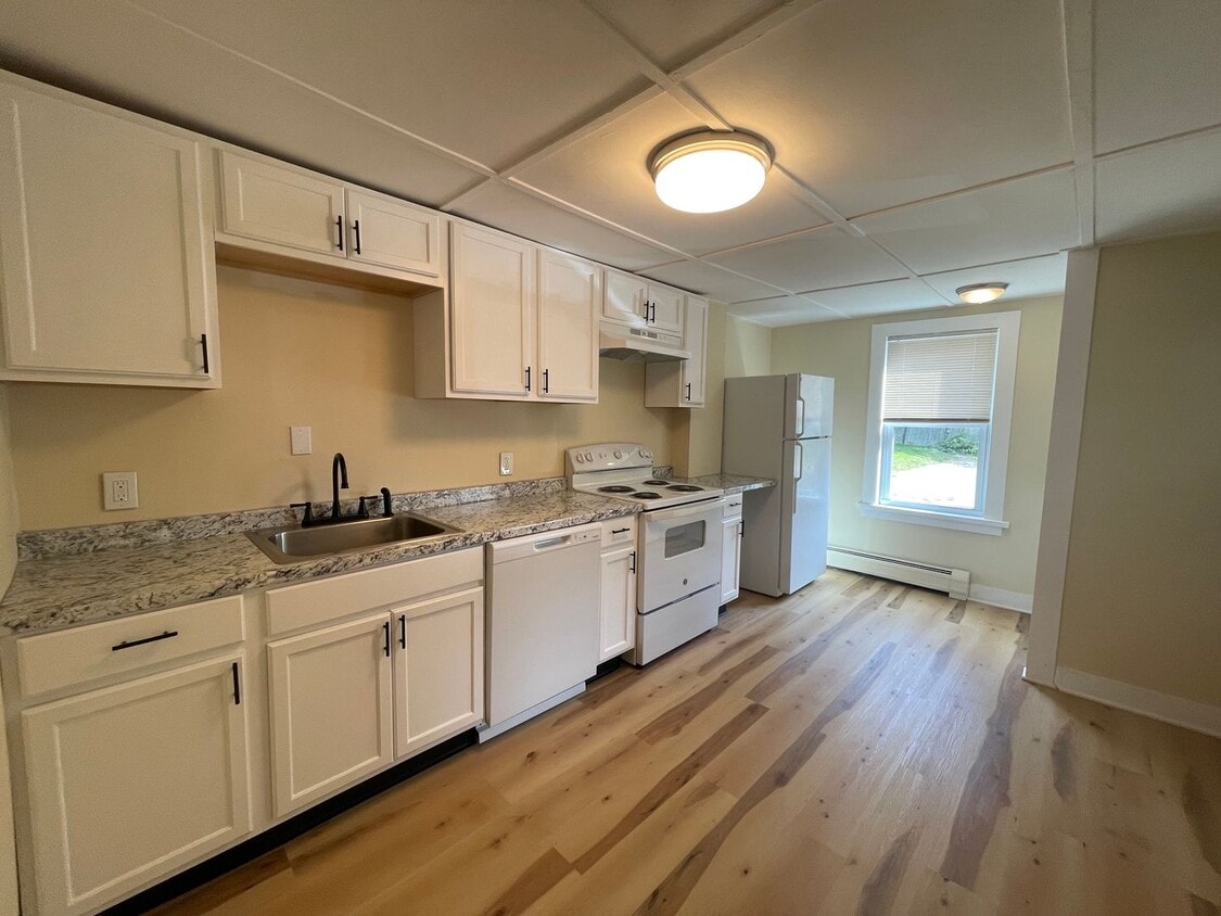 Foto principal - 862 Main St