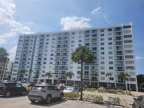 Building Photo - 2841 NE 163rd St