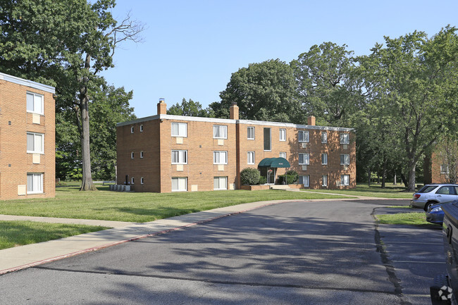 Brookside Oval Apartments Rentals - Cleveland, OH | Apartments.com