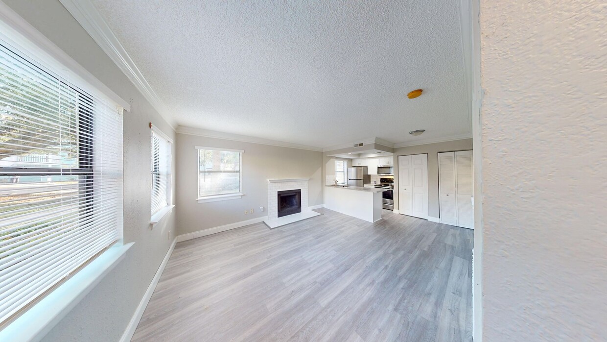 Foto principal - 100 Fairway Park Blvd