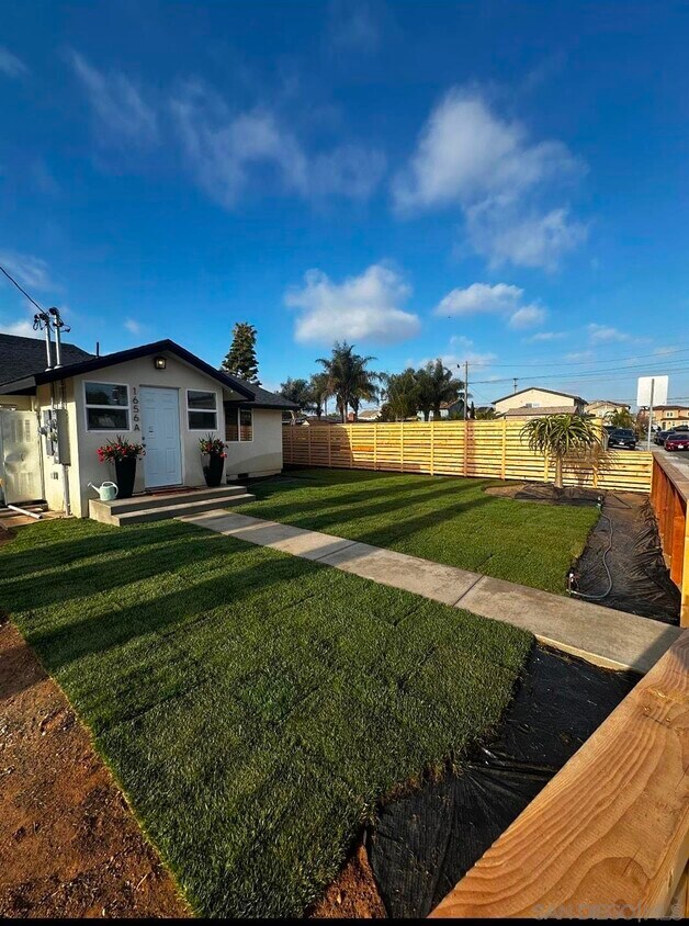 Foto principal - 1656 Evergreen Ave