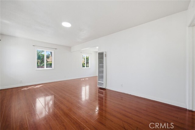 Foto del edificio - 1609 E 6th St