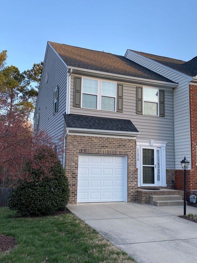 Primary Photo - 3 BR / 3.5 BA End Unit Townhome, Available...
