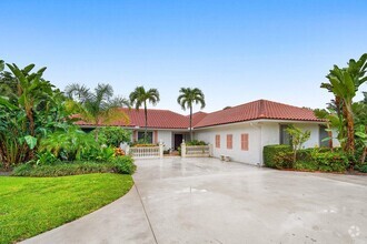 Building Photo - 12299 Channel Dr