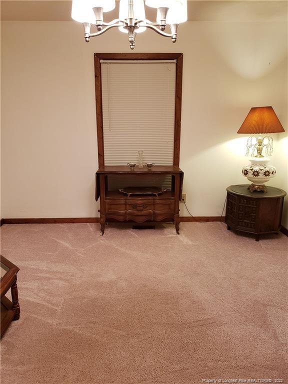 Foto del edificio - 6861 Woodmark Dr