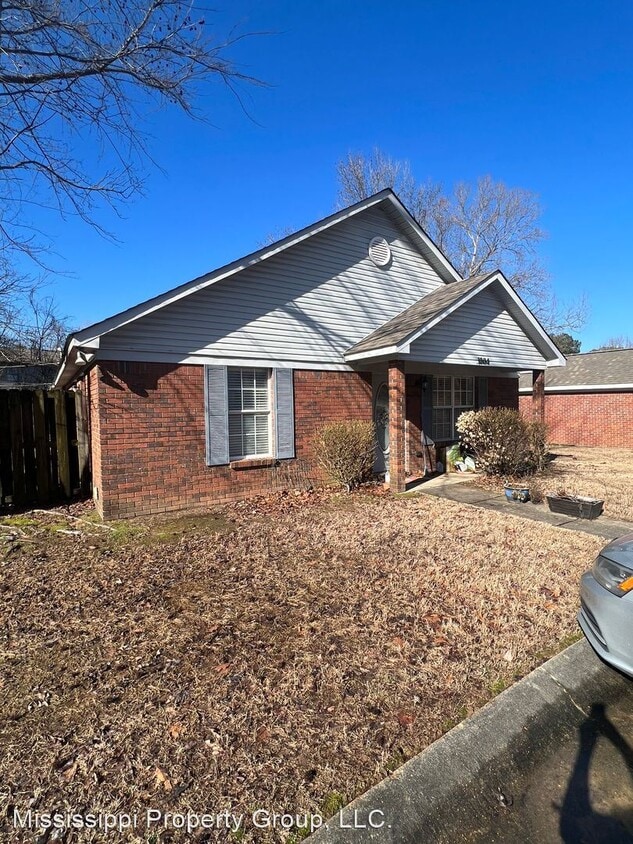 Primary Photo - 3 br, 3 bath House - 1004 Creekside Place