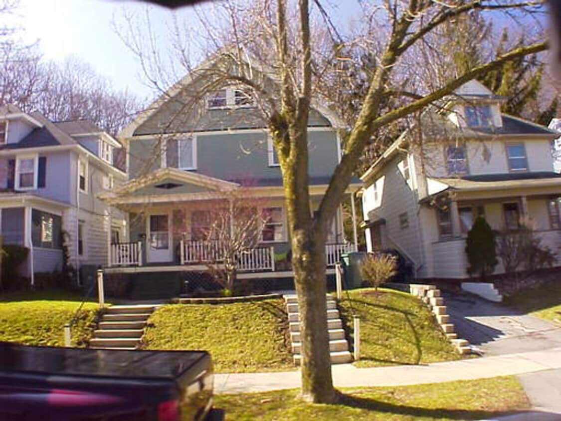 Primary Photo - 308-310-310 Crosman Terrace