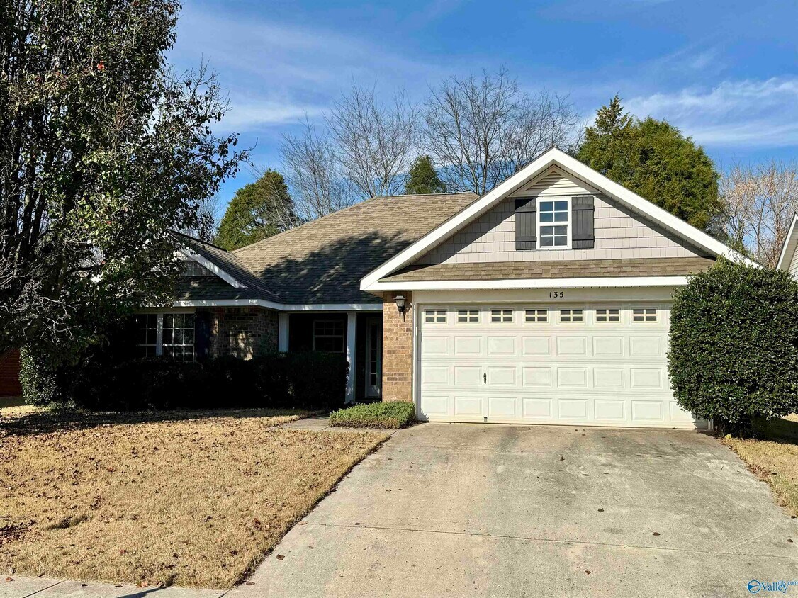 135 Artesian Ln NW, Madison, AL 35758 House Rental in Madison, AL