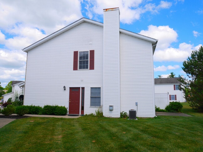 Building Photo - 2628 E Oaklawn Ct