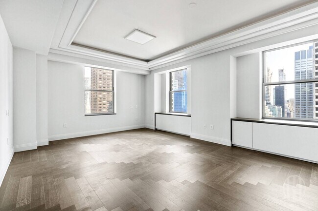 Building Photo - 303 Park Ave