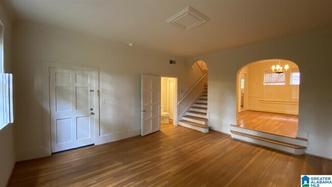 Building Photo - 2501 Montevallo Rd