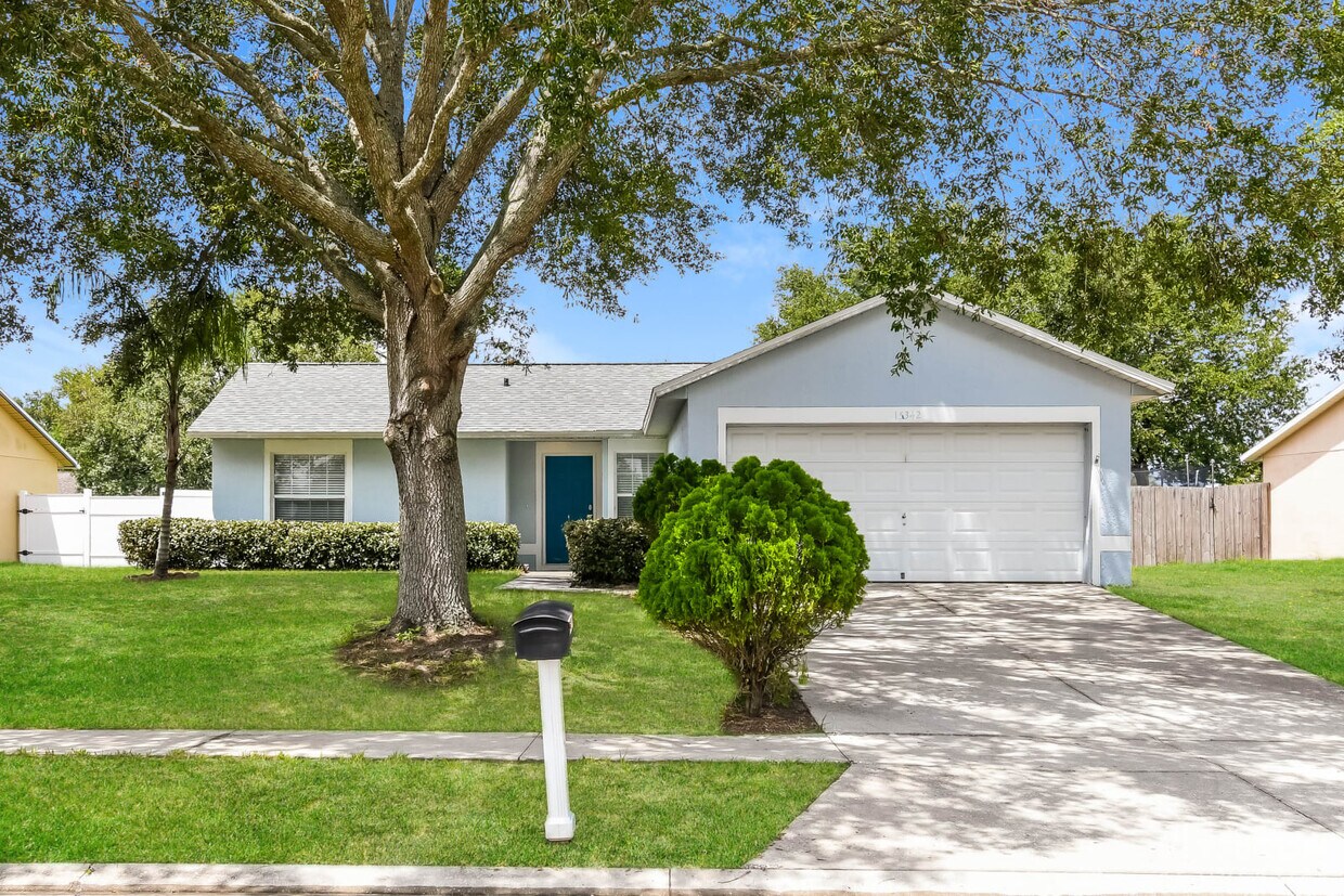 Foto principal - 15342 Margaux Dr