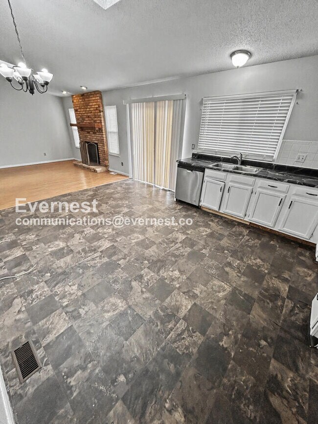 Foto del edificio - 11707 Branridge Rd