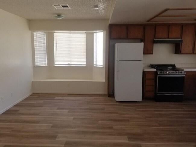 Foto del edificio - Single Story- 3 Bedroom!!